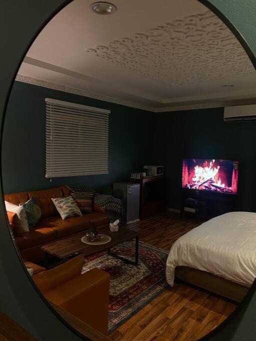 Apartment استديو بتصميم كلاسيكي أنيق ودخول ذاتي *